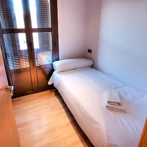 Tamarit Apartment Barcelona